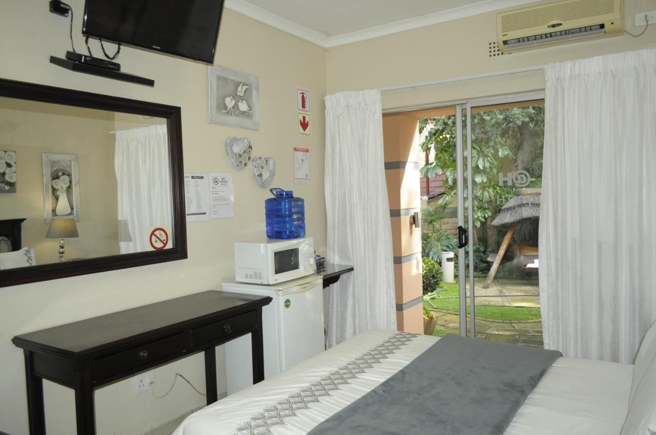 @Home Guest House Rustenburg Kültér fotó