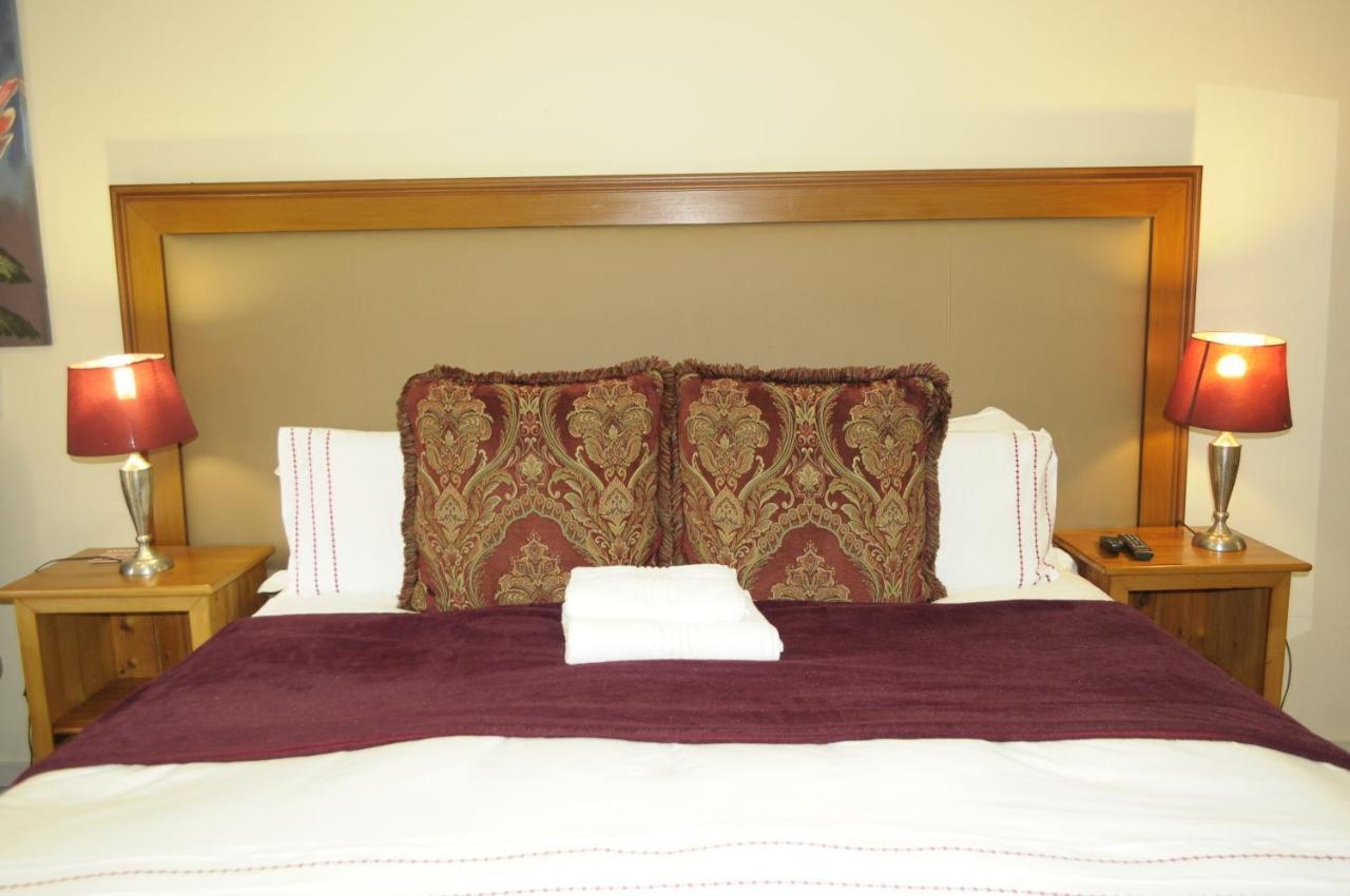@Home Guest House Rustenburg Kültér fotó